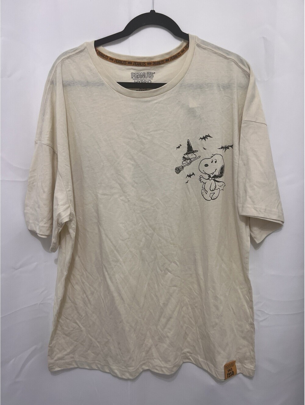 Peanuts Snoopy Halloween T-Shirt XXL Cream Trick or Treat Charlie Brown 2025